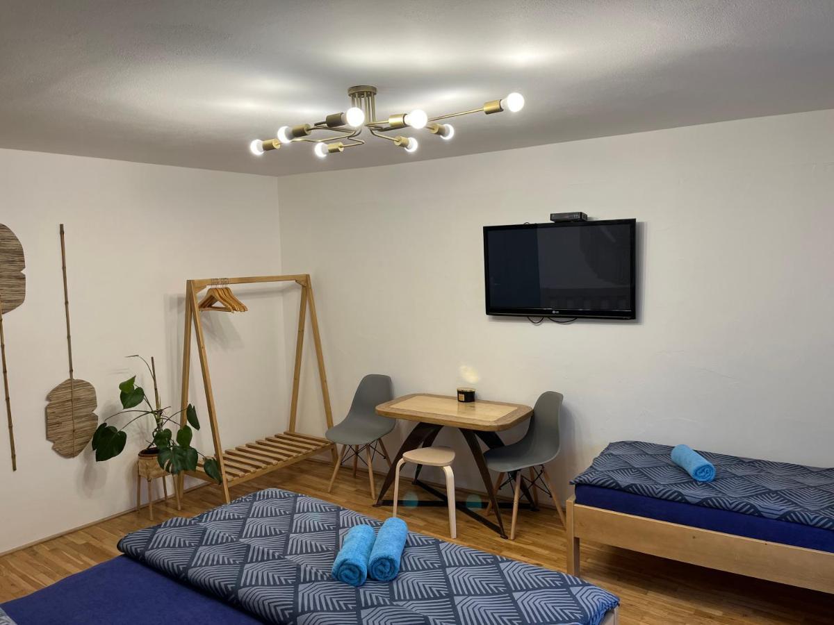 Hotel New Fajka Mikulov Esterno foto