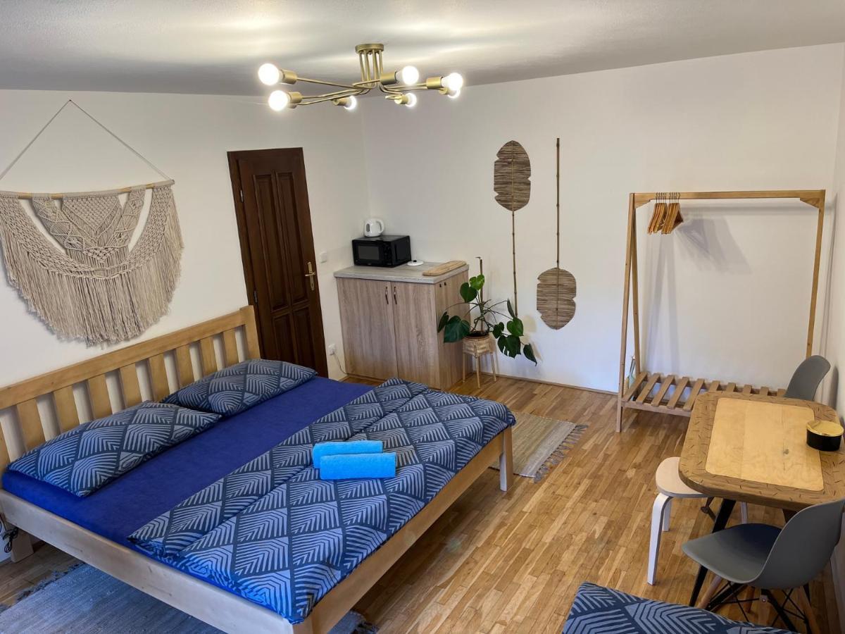 Hotel New Fajka Mikulov Esterno foto